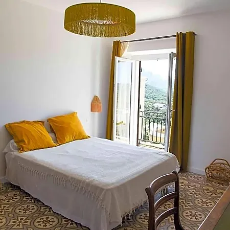 Couette-café Casa Maestracci 3*